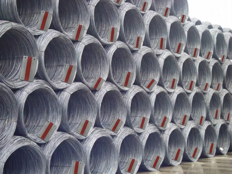 Bobinas de alambre con etiquetas metálicas de BIOLID